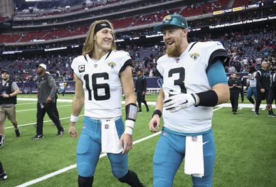 Jaguars re-sign backup quarterback C.J. Beathard