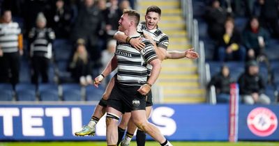 Hull FC snatch late Super League victory against Leeds Rhinos thanks to Scott Taylor try