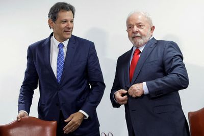 Debate grows among Lula's team over Brazil fuel tax policy