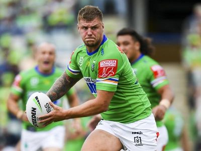 New Bulldog Sutton puts turbulent 2022 behind him