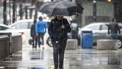 Chicago gets about 2 inches of snow as temps rise