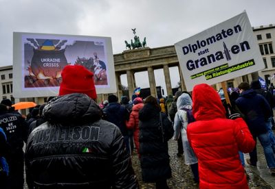 Rallies in Berlin, Paris call for peace in Ukraine