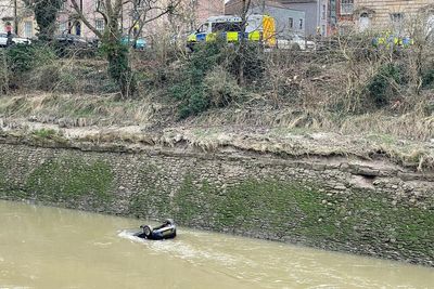 Bristol car crash: Man dies after car goes into River Avon