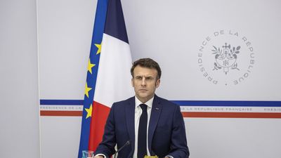 Macron to visit China, calls on Beijing to pressure Putin on Ukraine