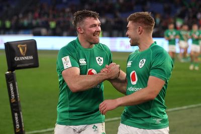 Ireland come through huge Italy test to keep grand slam dream alive