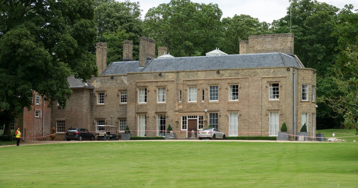 EuroMillions winner ‘opens £110anight Airbnb in back…