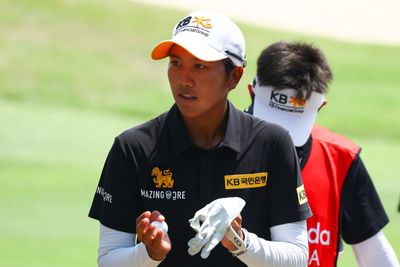 This 20-year-old playing on a sponsor exemption leads the Honda LPGA Thailand by 4 heading into final round