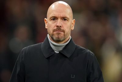 Erik ten Hag urges Man Utd players to create their own legacy with trophy wins