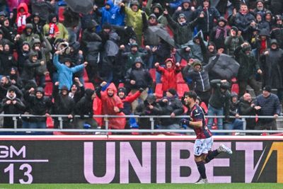 Bologna beat Inter to hand Napoli bigger Serie A lead