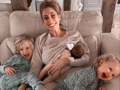 Stacey Solomon posts sweet family photo with baby Belle and her siblings