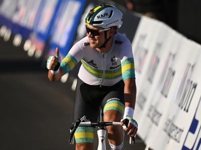 Aussie champ Plapp fights to finish second in UAE Tour