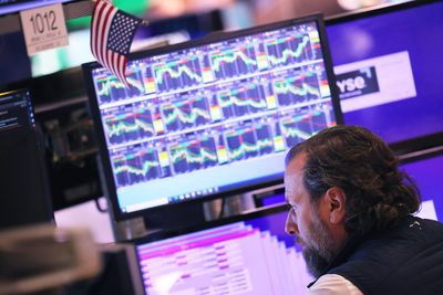 Stock-market believers say ‘stage still set’ for U.S. economy to accelerate in second half of year