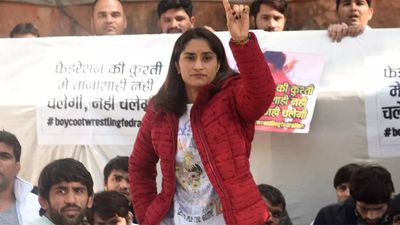 WFI vs Wrestlers: Vinesh Phogat accuses Oversight Committee member of leaking 'sensitive information'