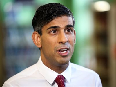 Rishi Sunak poised to defy DUP and announce Brexit deal