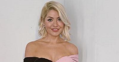 Holly Willoughby divides opinion with unique two dresses in one look for Dancing on Ice