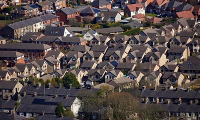 Value of UK housing stock hit record £8.7tn in 2022