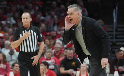 WATCH: Chris Holtmann reflects on win over Illinois