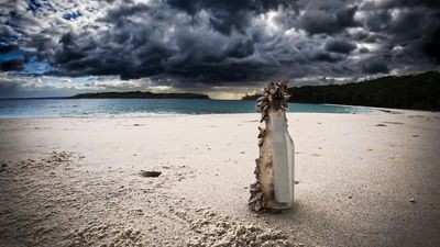 Canberra girl's message in a bottle launched more than two years ago washes up 300km south in Jervis Bay