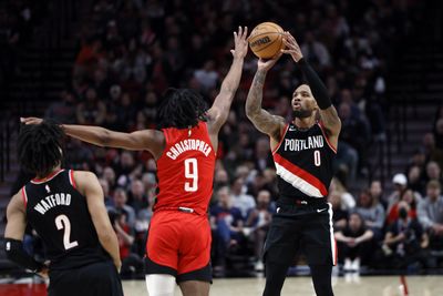 Takeaways: Damian Lillard scores career-high 71 as Blazers best Rockets