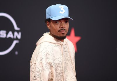 Chance the Rapper reveals celebrity who gave up his plane seat for daughter Kensli