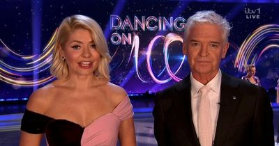 Worried Holly Willoughby calls for medic over grisly injury after Dancing on Ice skate-off