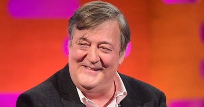 Stephen Fry to bring huge quiz show back to ITV