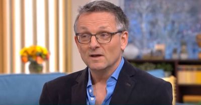 Dr Michael Mosley issues alcohol warning to people who drink