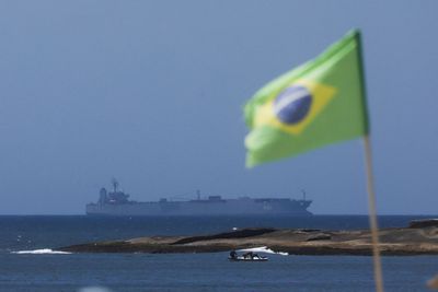Brazil allows two Iranian warships to dock in Rio despite US pressure