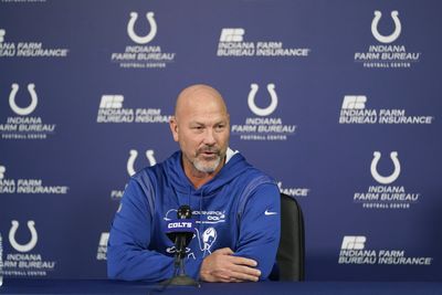 Gus Bradley to return as Colts defensive coordinator