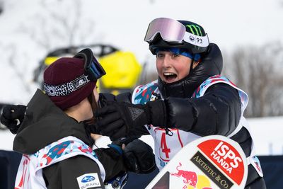 Mia Brookes becomes snowboarding world champion at 16