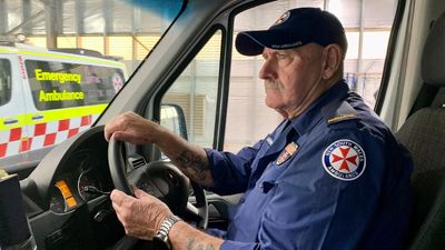 Queanbeyan paramedic remembers the tragedy of the Thredbo landslide as he is honoured for 50 years of service
