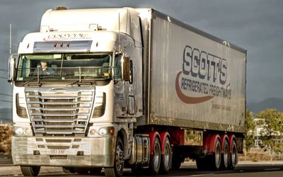 Supermarket supply chain fears as trucking giant collapses