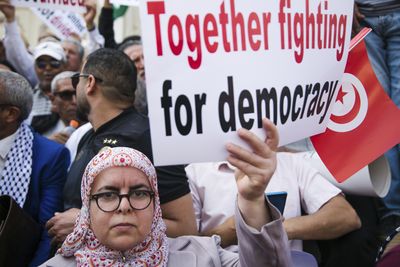 HRW calls on Tunisia’s president to halt crackdown on judiciary