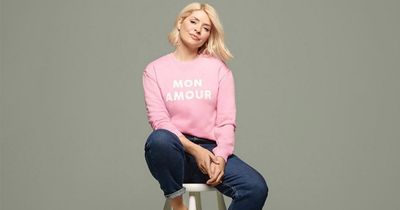 M&S shoppers rush to buy 'flattering' £39 'Mom' jeans worn by Holly Willoughby