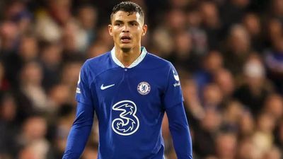 Chelsea defender Thiago Silva suffers knee ligament damage