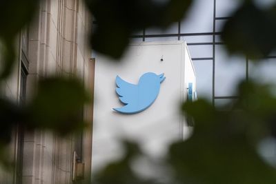Twitter under fire for censoring Palestinian public figures