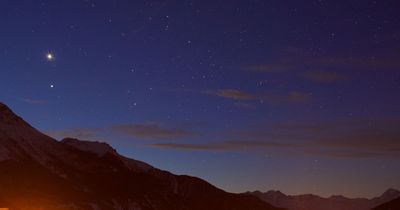 Jupiter and Venus to meet in Edinburgh skies this week - here's how to spot them