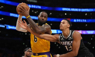 Lakers aiming for sixth seed so they can play Kings in first round of playoffs