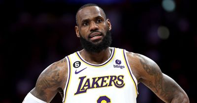 LeBron James receives massive injury blow after Los Angeles Lakers ace heard leg "pop"
