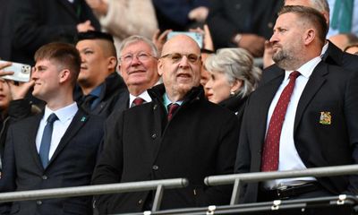 Manchester United takeover delayed as Glazers hold out for £6bn sale