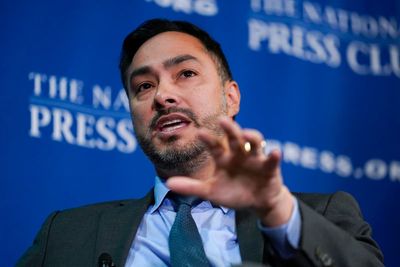 US Rep. Joaquin Castro recovering following cancer surgery