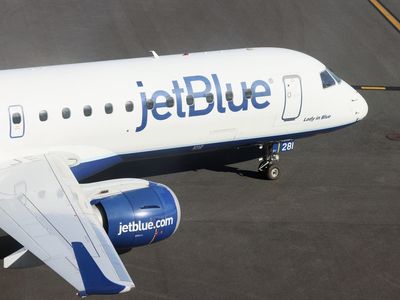 Near-collision between LearJet and JetBlue planes at Boston Logan airport