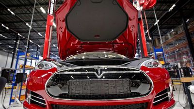 Tesla Seeks $330 Million From Nevada in Tax Breaks