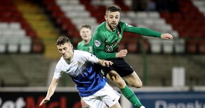 Glentoran's title bid suffers a blow after Oval stalemate