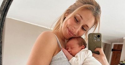 Stacey Solomon struggles with 'impossible' task with baby Belle before dad comes to rescue