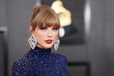 Taylor Swift children’s book tops bestseller chart months before release