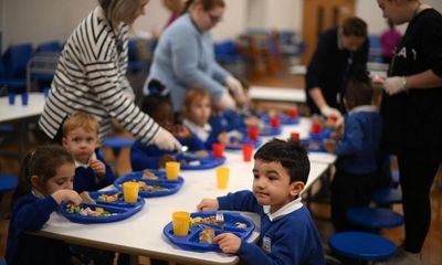 Number of UK children in food poverty nearly doubles in a year to 4m