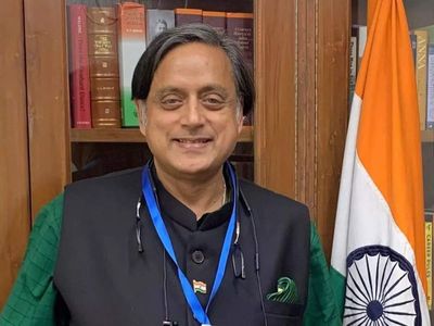 Viral video: Man carries Oxford dictionary to Shashi Tharoor's event in Nagaland; netizens can't stop laughing