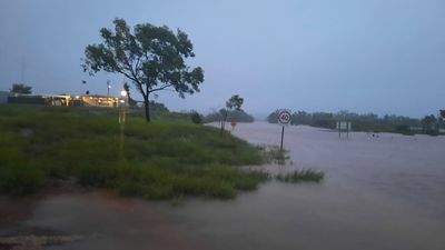 Teen bitten by crocodile while being evacuated from floodwaters in remote NT