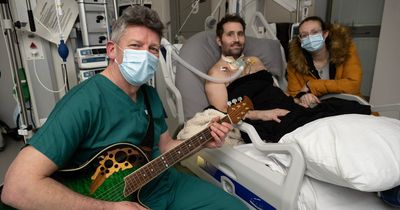 ICU medic serenades patients with Oasis songs on his guitar